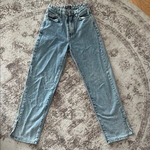 PrettyLittleThing Straight Leg Jeans